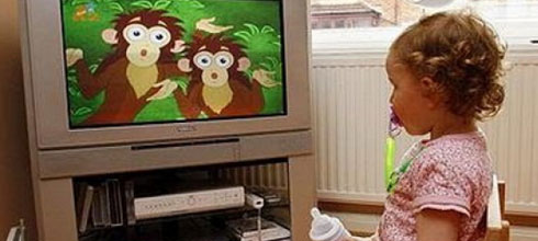 Можно ли смотреть телевизор ребенку до года?